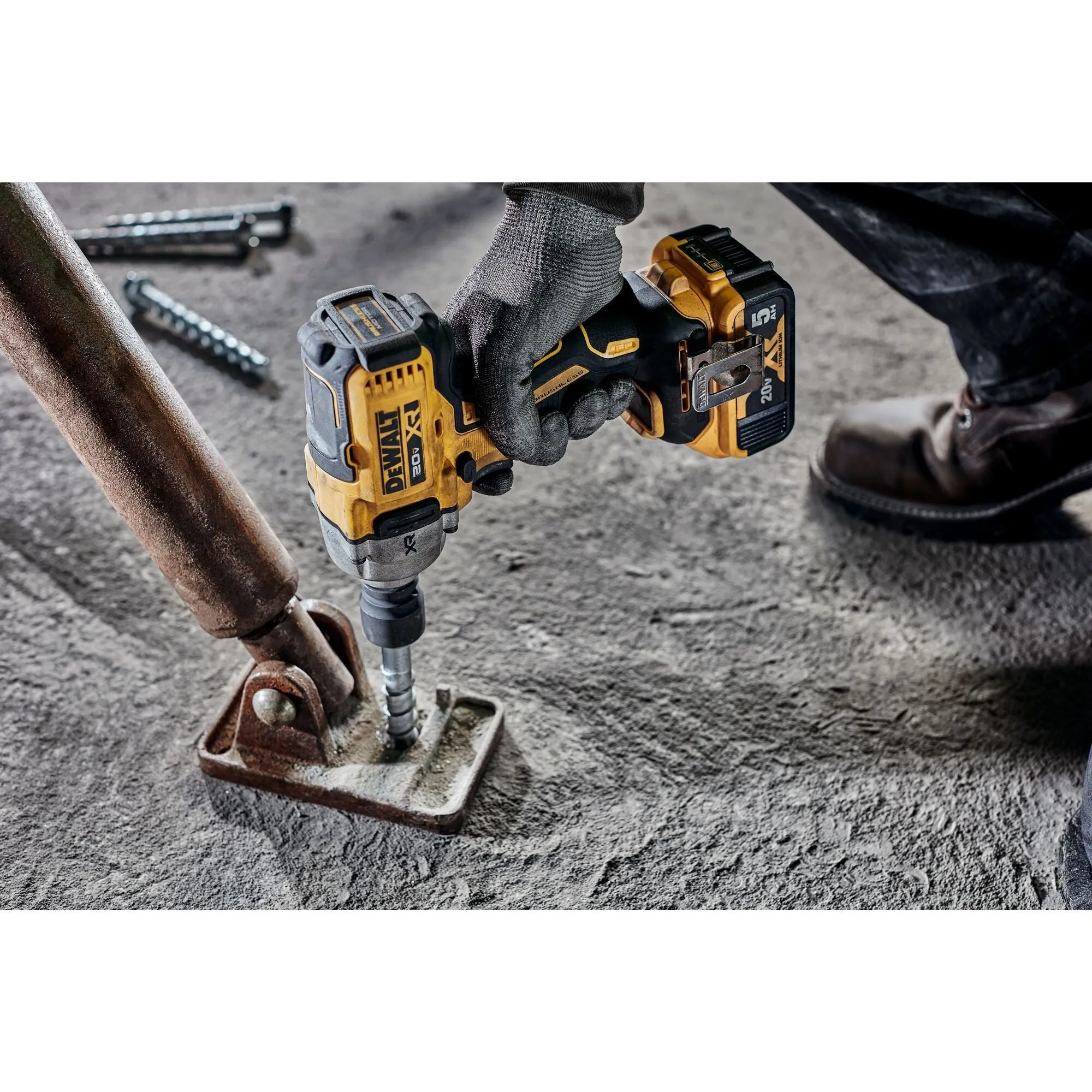 Dewalt DCF892B 20V MAX* XR® 1/2 in. Mid-Range Impact Wrench with Detent Pin Anvil (Tool Only)