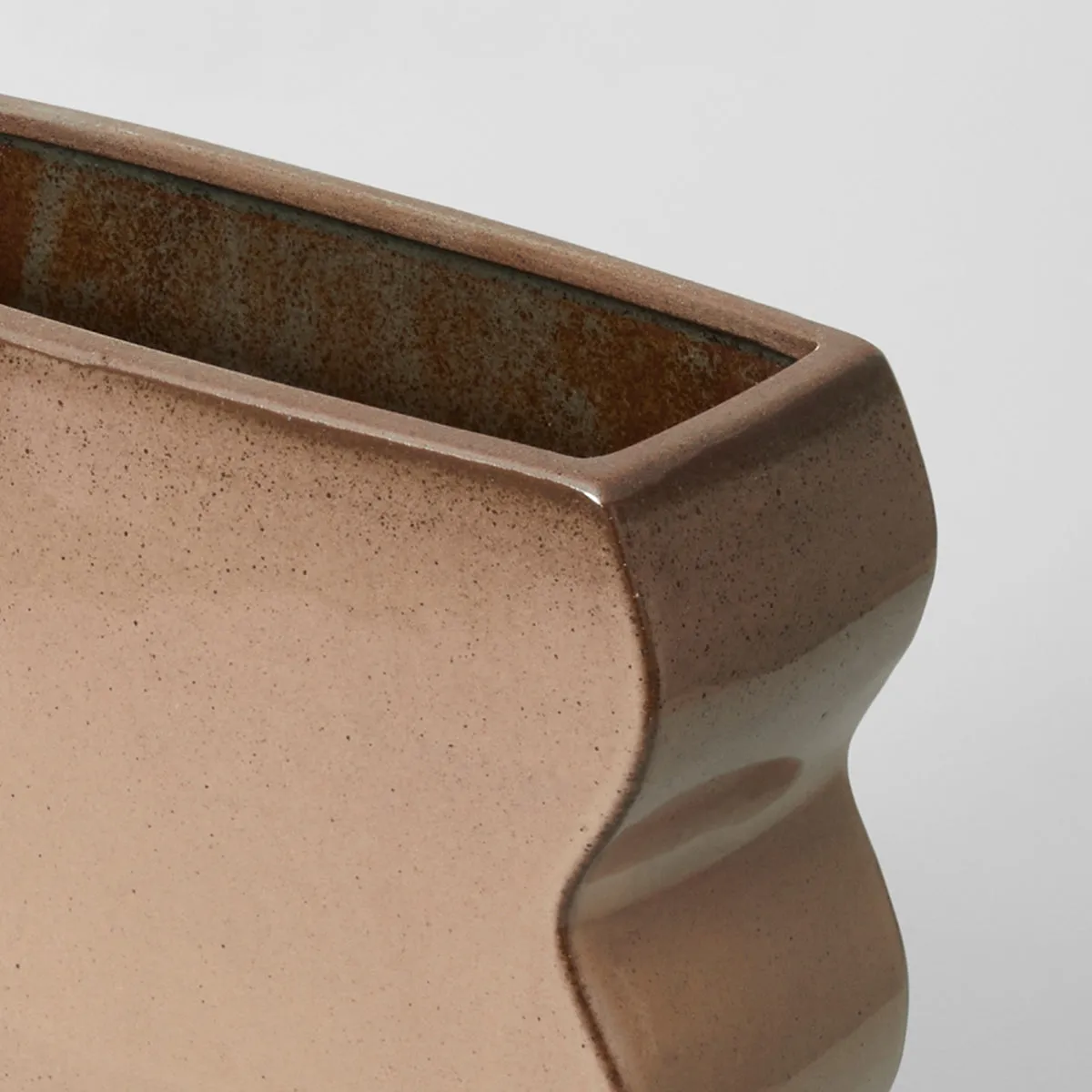 Form Vase Large - Mocha