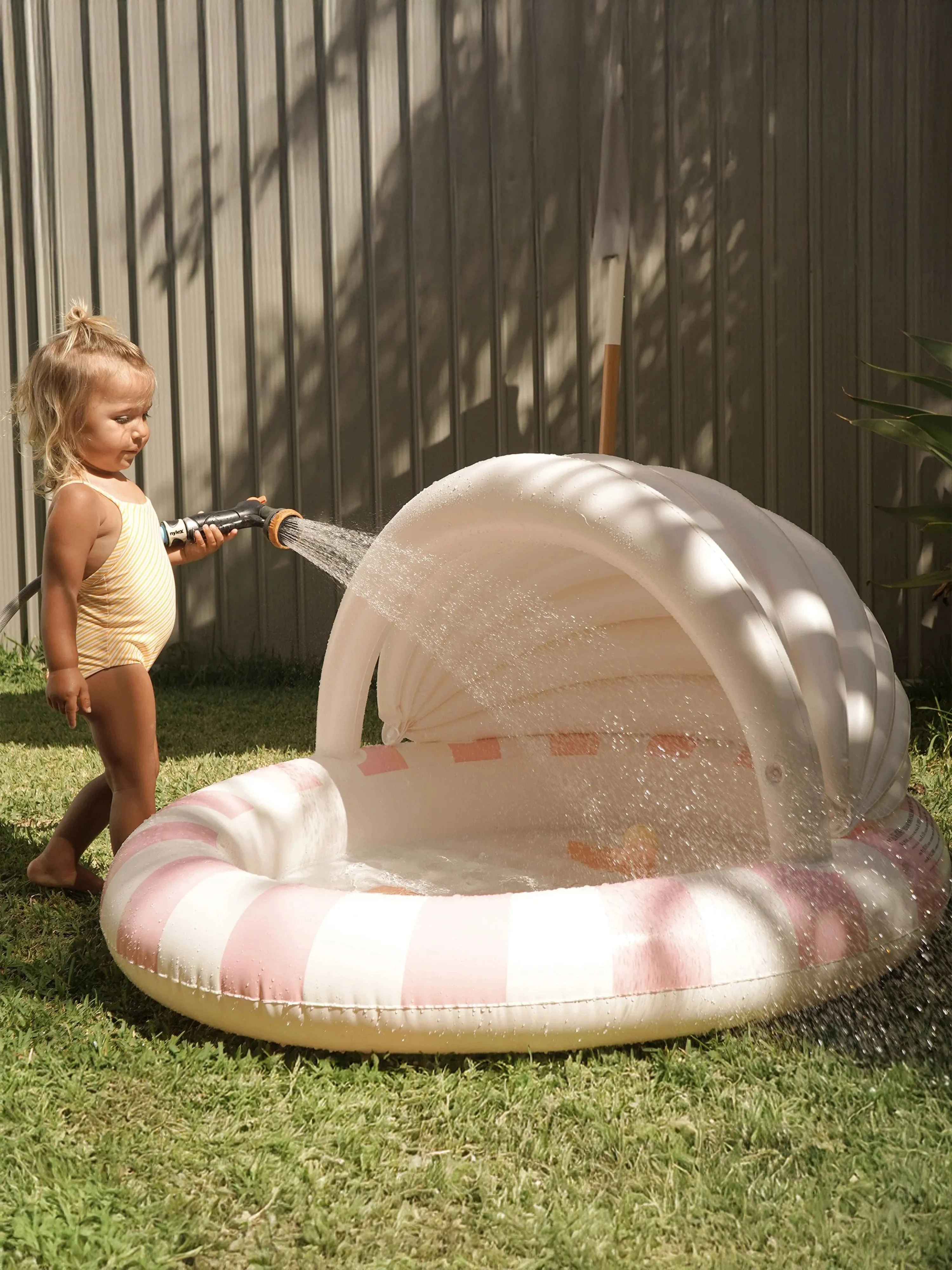 Girls Inflatable Pool Cotton Candy Cherry in Pink (120cm)