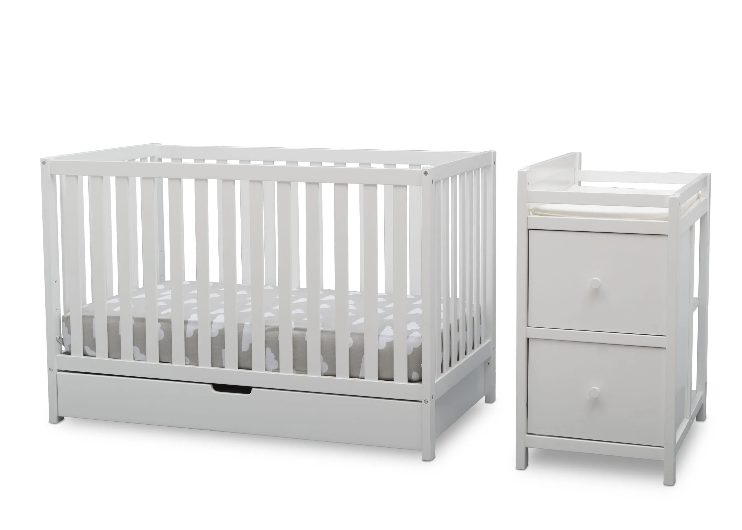 Luna Convertible Crib N Changer with Under Drawer
