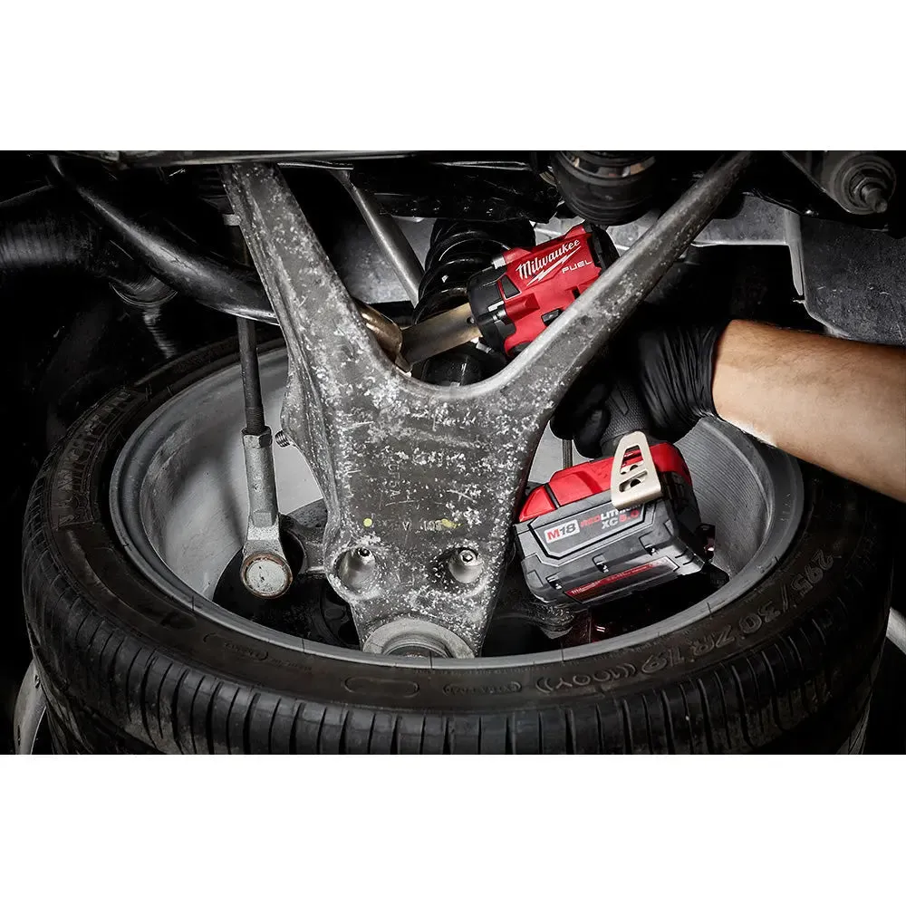 Milwaukee 2855-22  -  M18 Fuel 1/2" Compact Impact Wrench - Kit