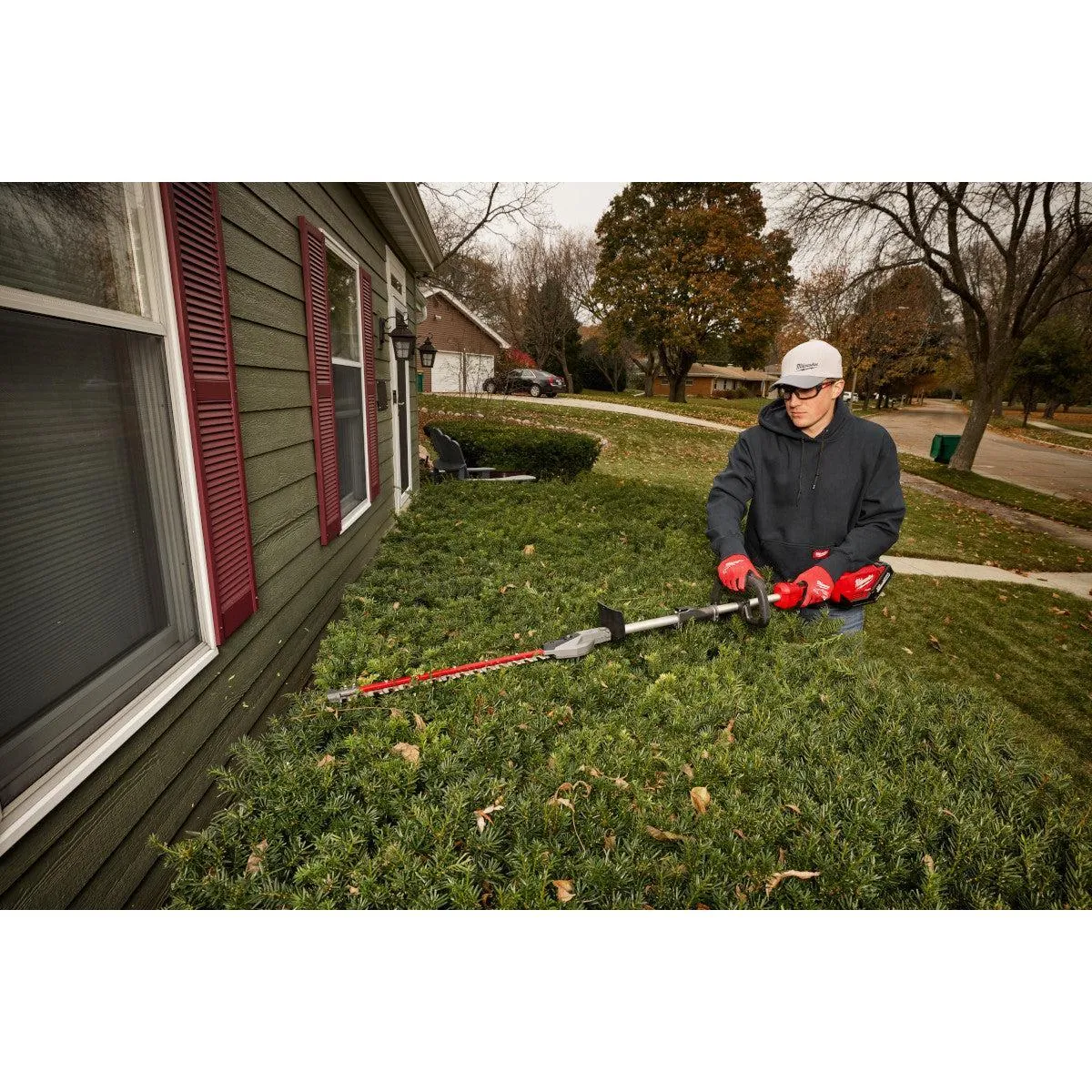 Milwaukee 49-16-2796 - M18 FUEL™ QUIK-LOK™ Hedge Trimmer Attachment