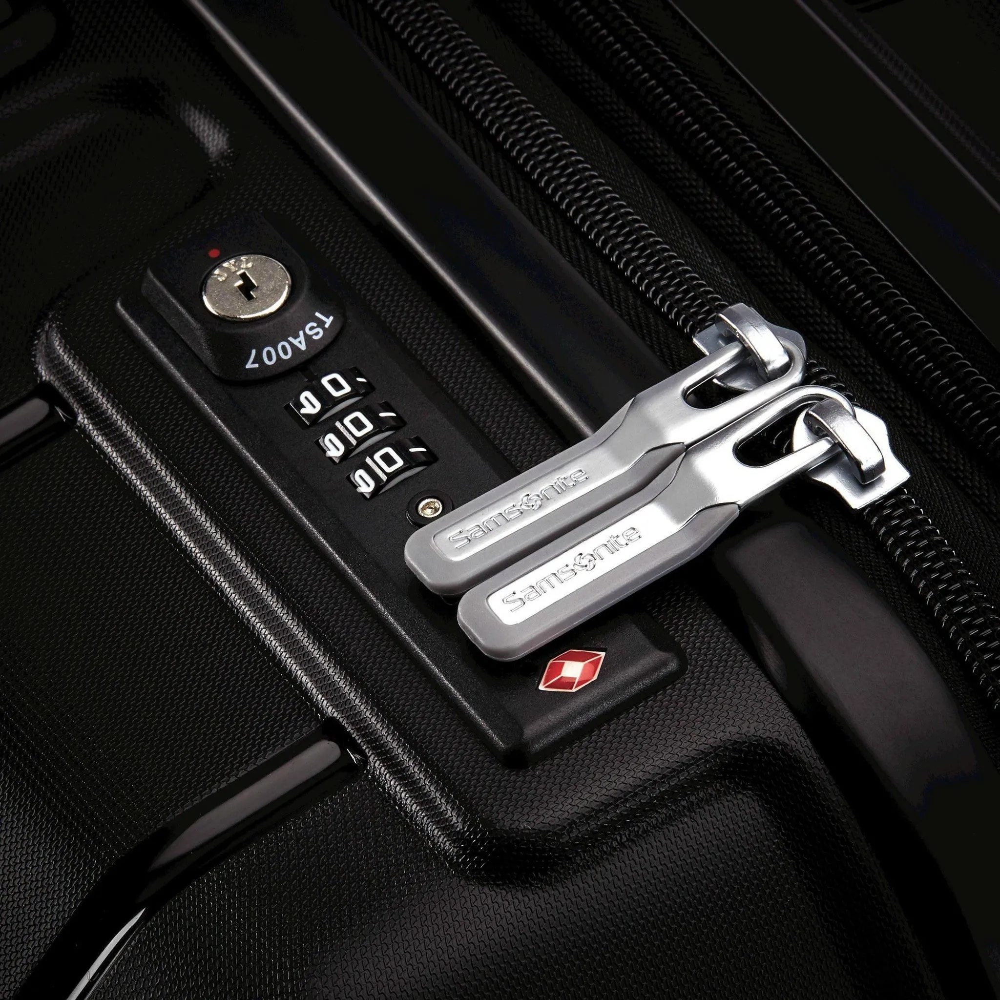 Samsonite Freeform 24" Spinner
