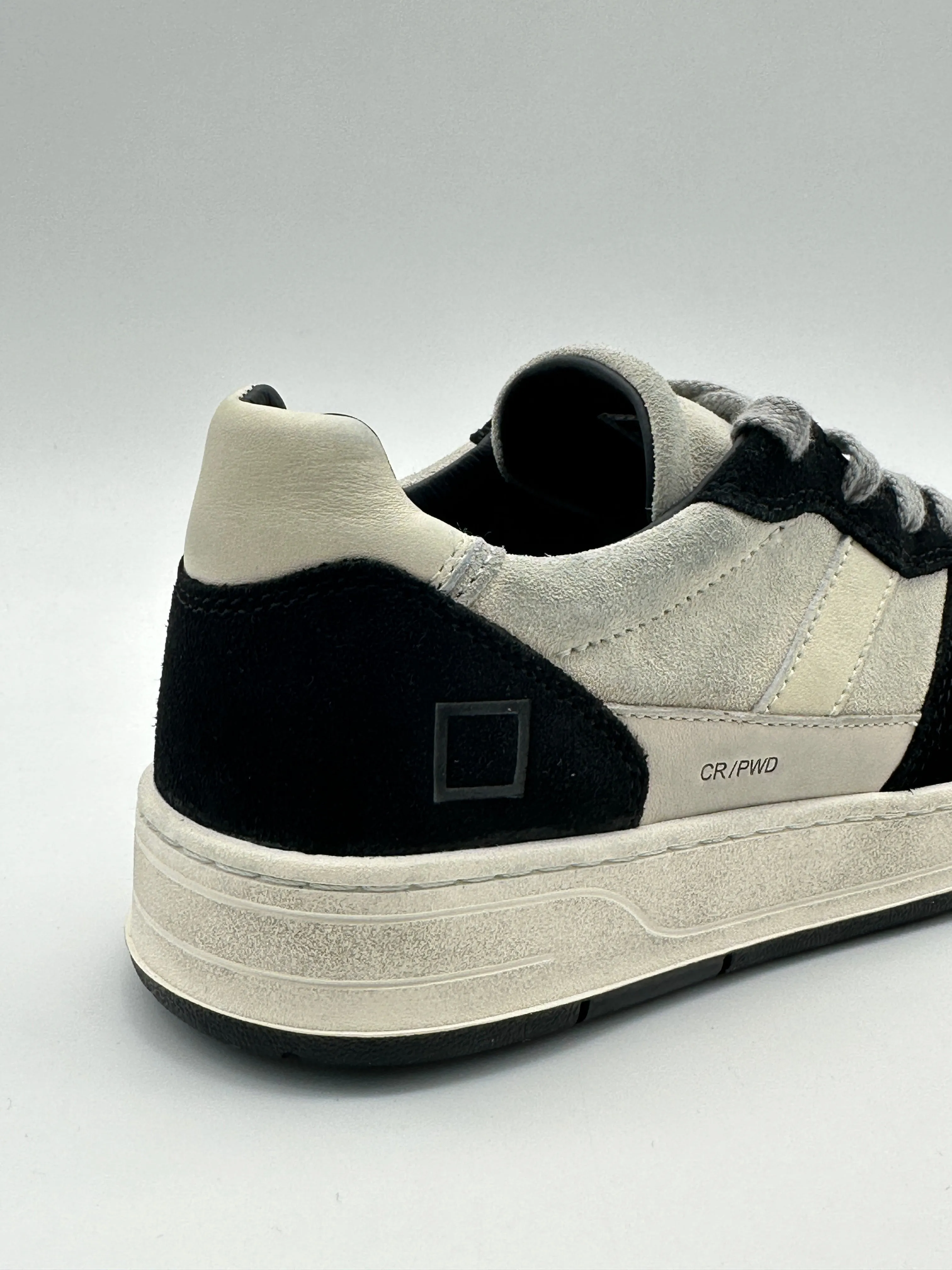 Sneakers Court 2.0 Powder Beige Black In Pelle Scamosciata