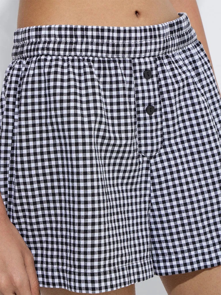 Superstar Black Gingham Checkered Mid-Rise Cotton Shorts