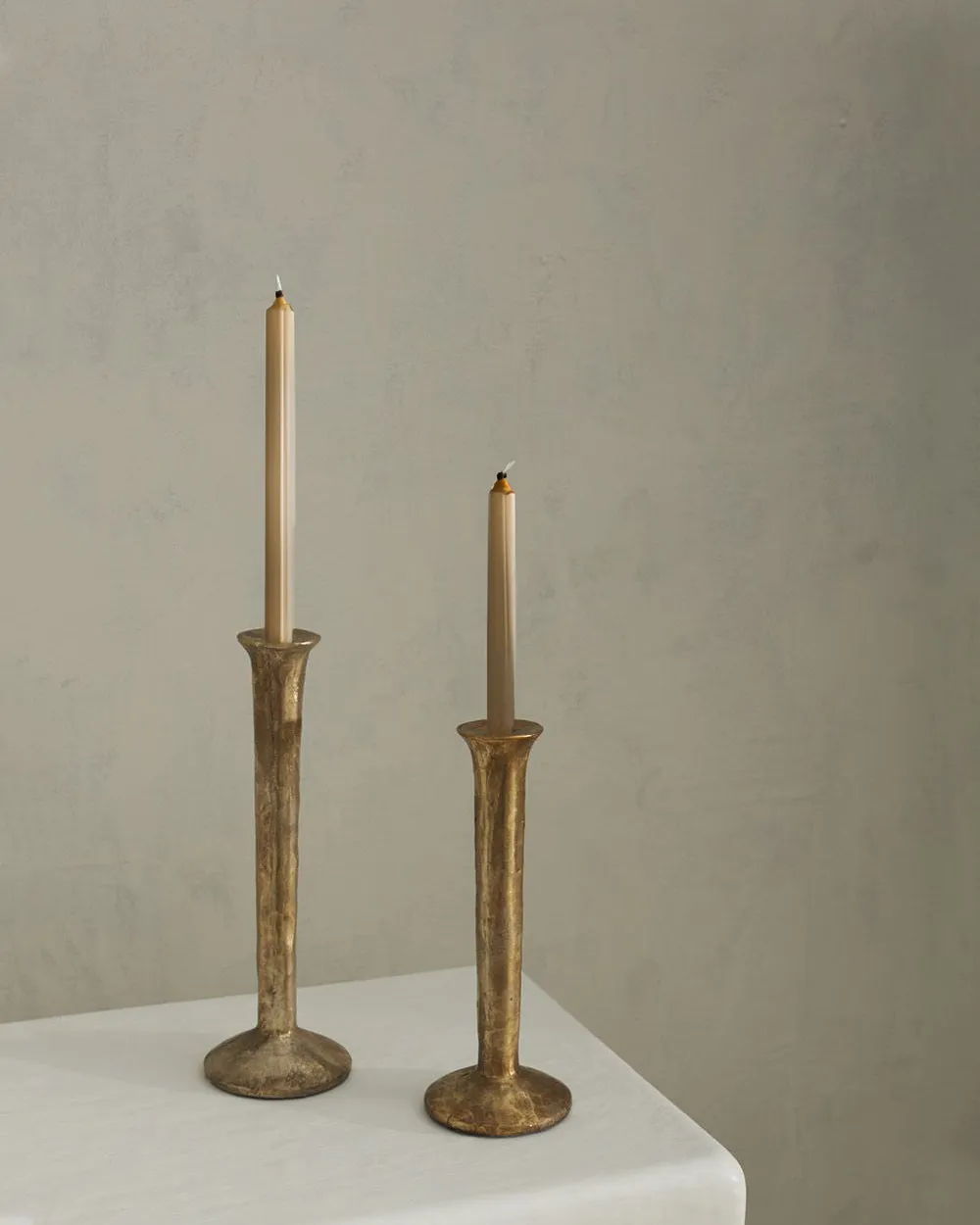 VINTAGE ORO CANDLEHOLDER SET