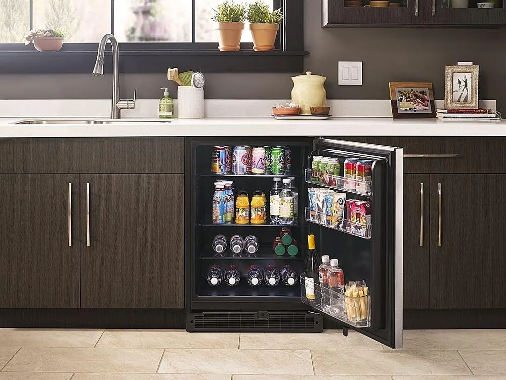 WHAREHOUSE SALE! Whirlpool 24" Undercounter Refrigerator with Temperature Sensor Alert