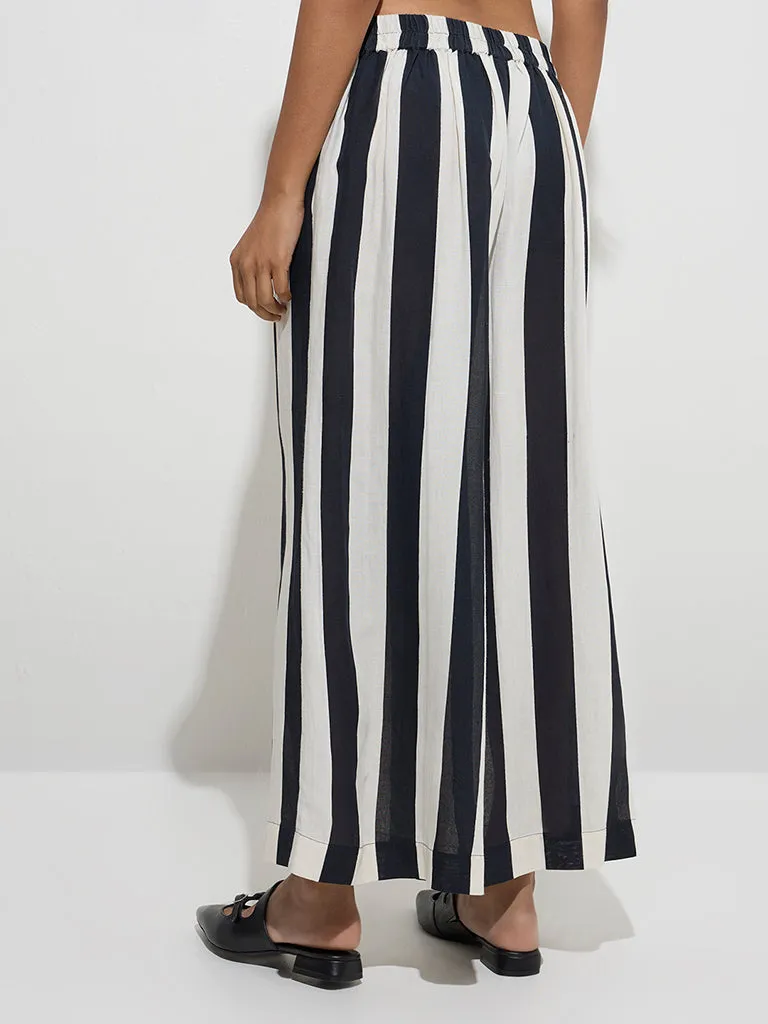 Zuba Black Stripe Printed Ethnic Palazzos